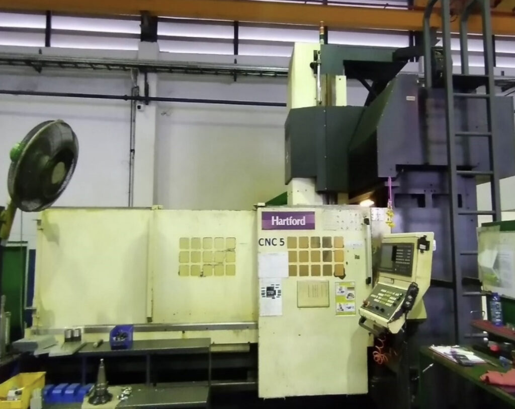 CNC-Bearbeitungszentren (Fräsen) — Maschine 12